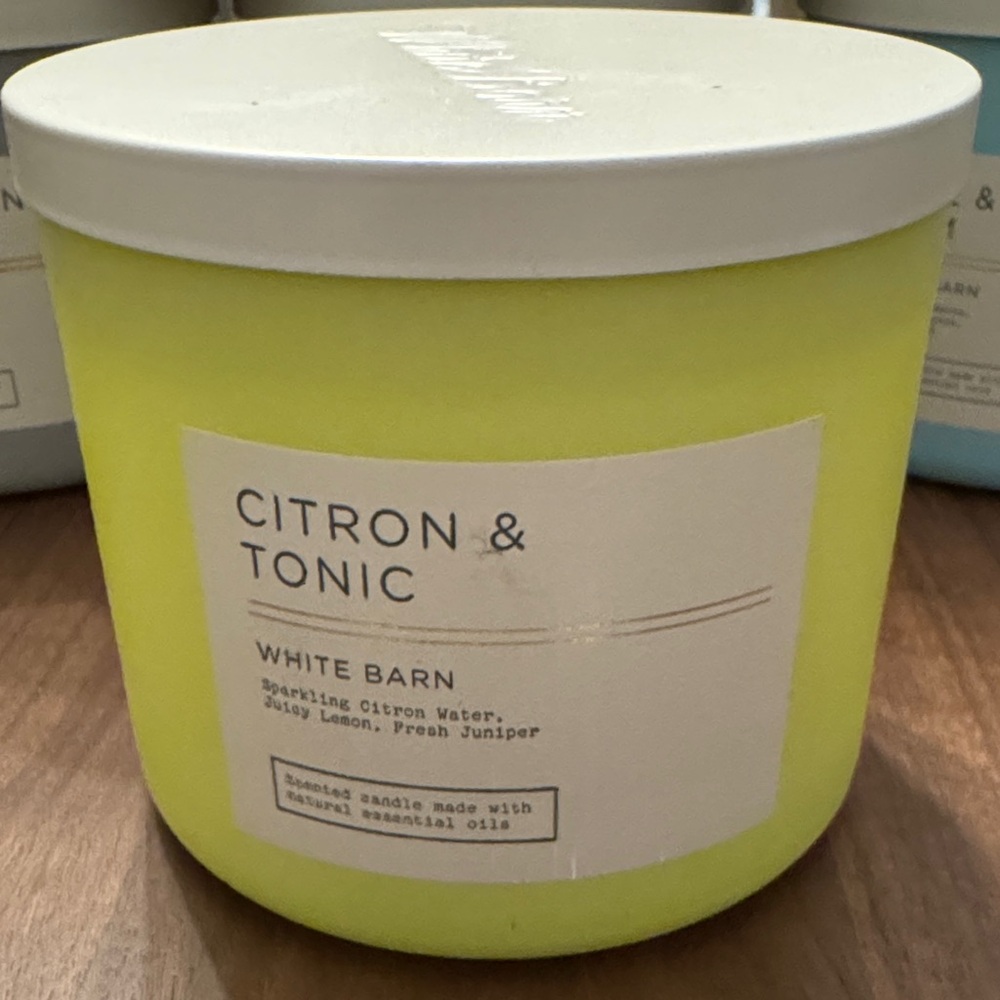 BBW / White Barn New 3-Wick Candle, Citron & Tonic - Discontinued
